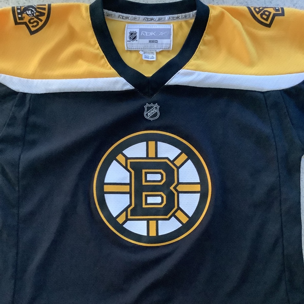 Boston Bruins Hockey Jersey. Reebok/NHL authentic